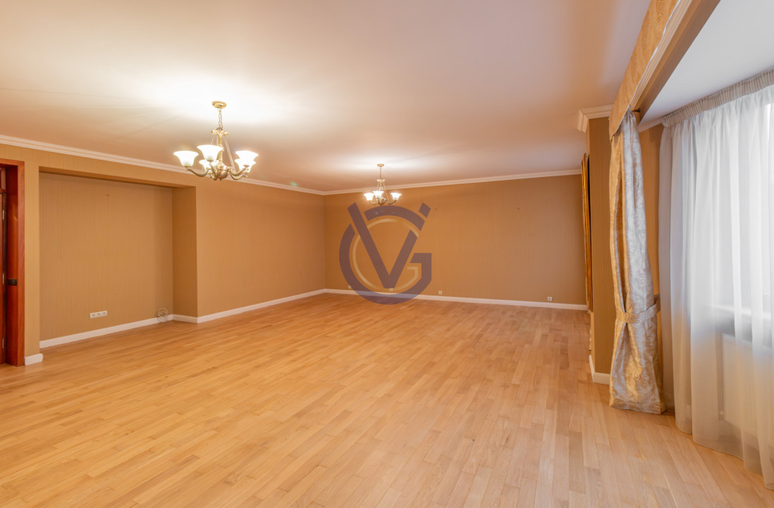 Vezi Parcul Kiseleff! Apartament spectaculos, 4 camere, 175mp