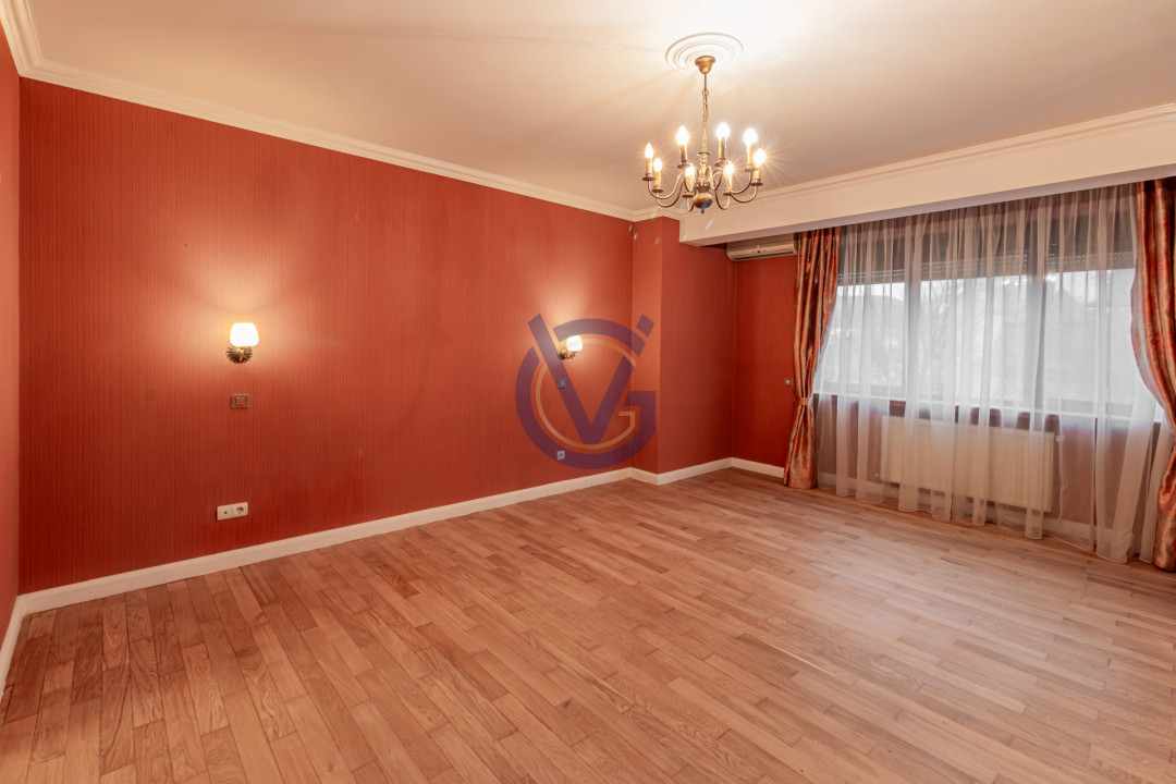 Vezi Parcul Kiseleff! Apartament spectaculos, 4 camere, 175mp