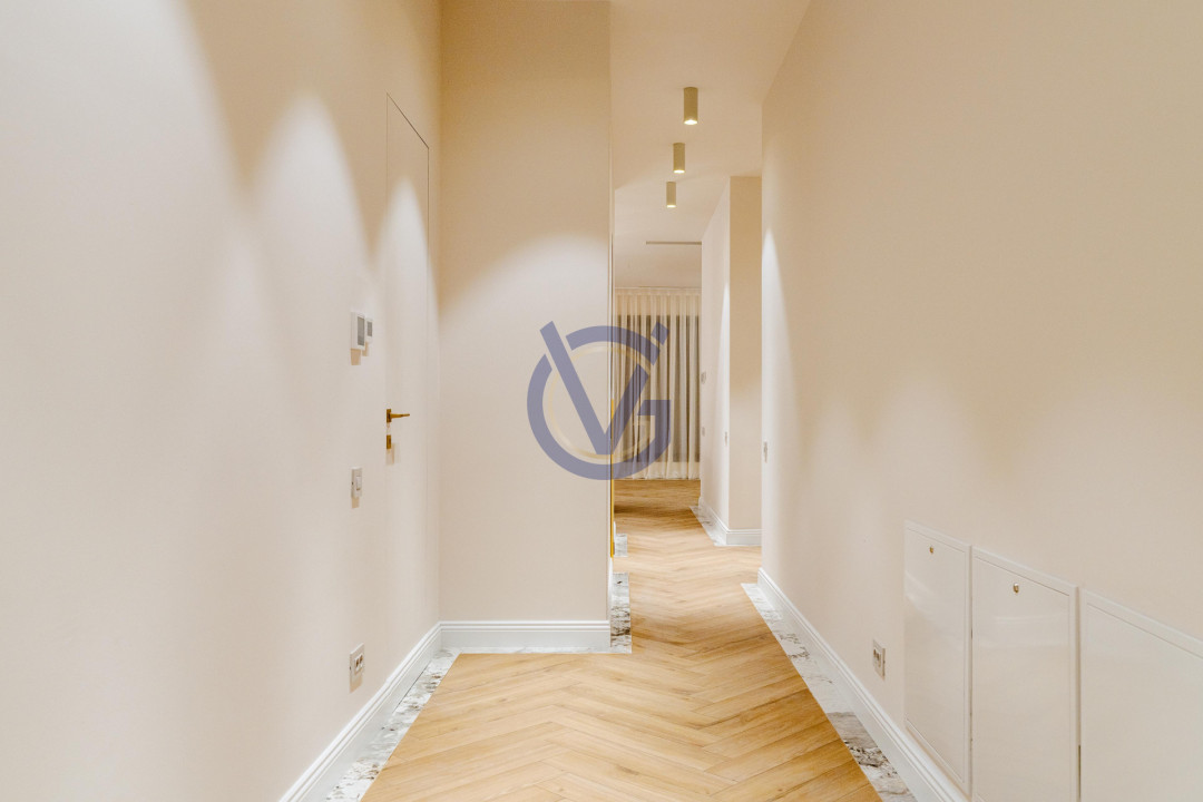 Ce priveliste! Deasupra tuturor - Penthouse Spectaculos cu Terase 210mp!