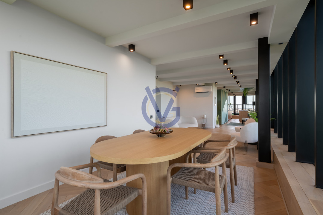 Privind deasupra tuturor - penthouse unic cu terasa 120mp, in Asmita!