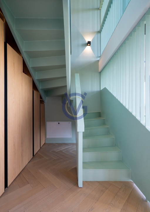 Privind deasupra tuturor - penthouse unic cu terasa 120mp, in Asmita!