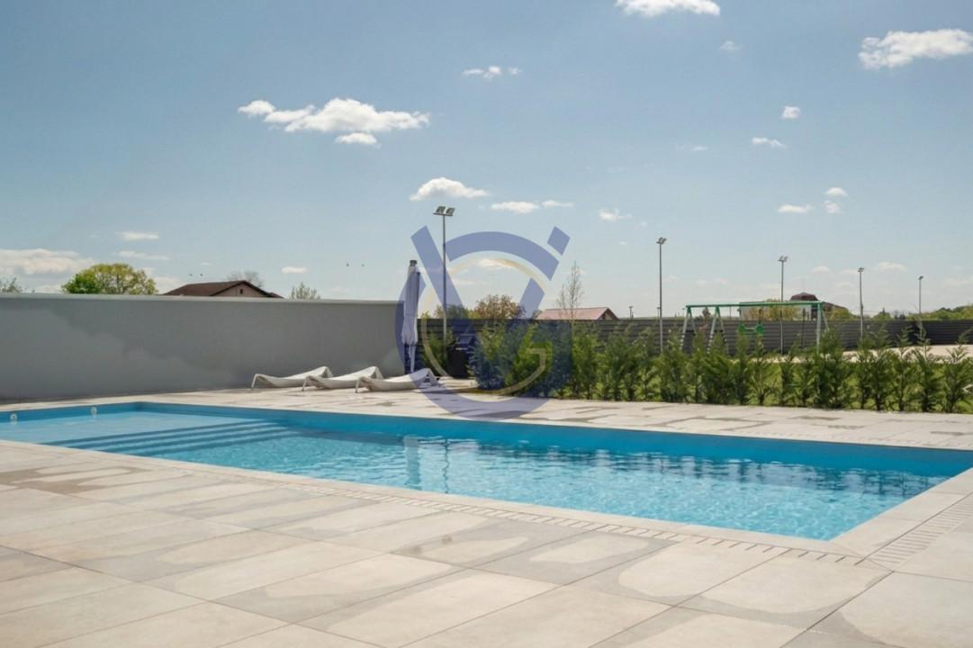 Ca in reviste! Vila senzationala, arh. moderna, piscina si teren de tenis!