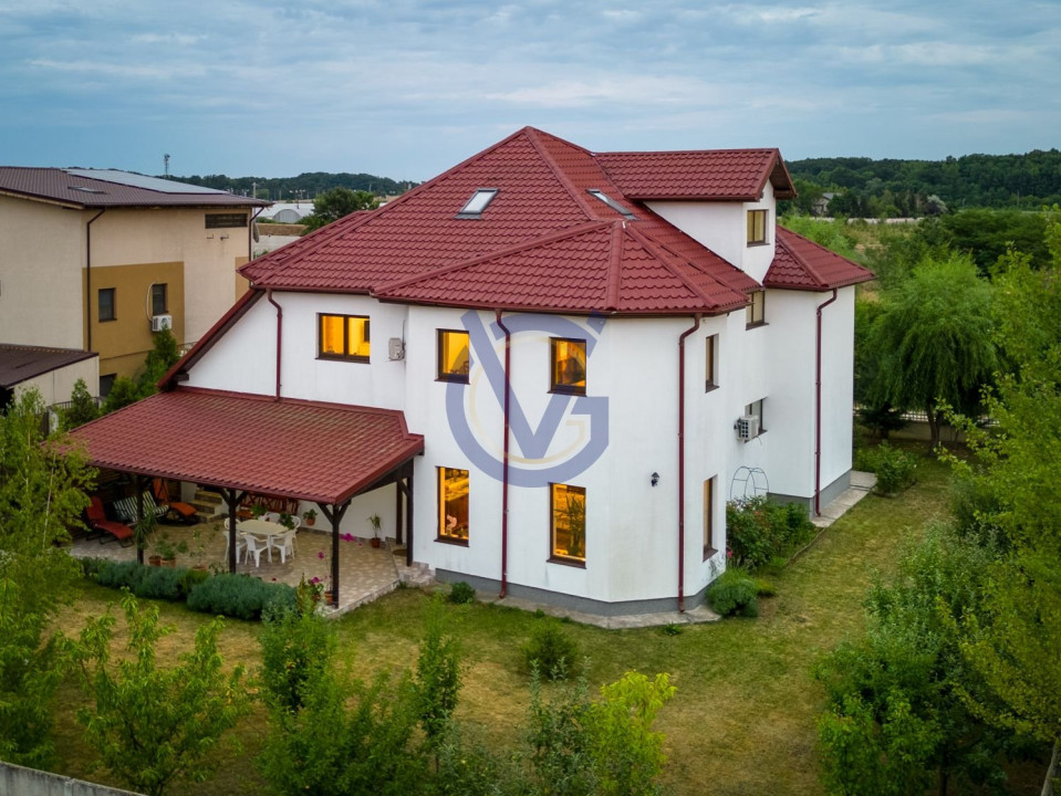 Povestea incepe Acasa: Vila 4-5 dormitoare si Teren de 1037 mp in Corbeanca.