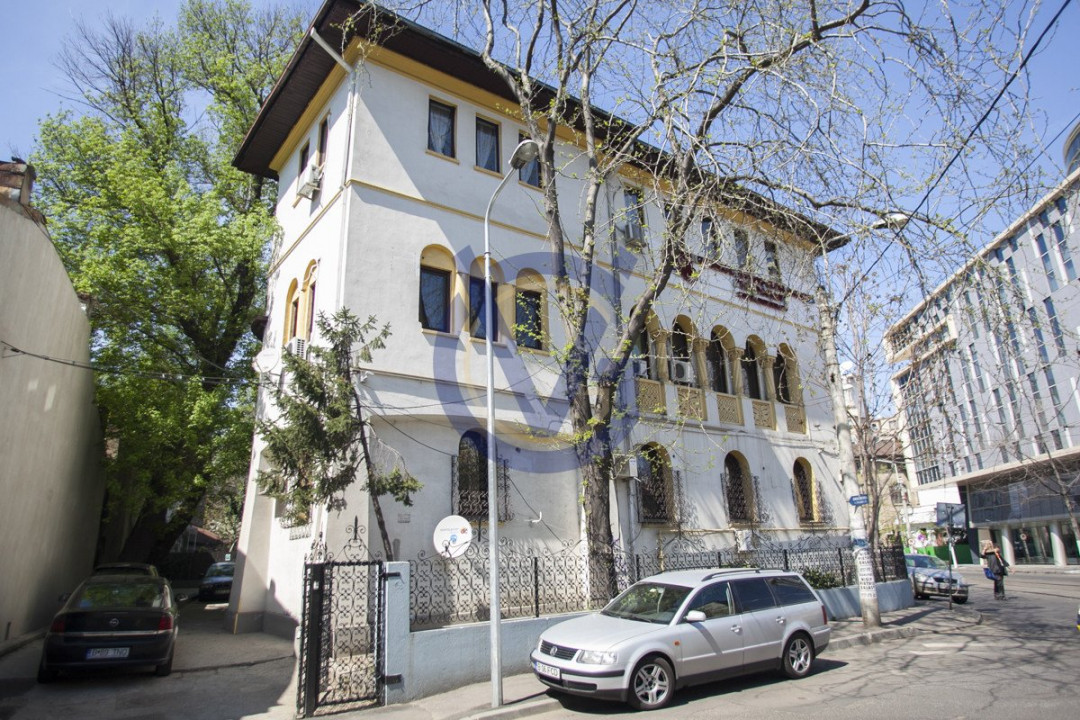 Ocazie unica pentru Investitie: Cladire pentru Birouri-Clinica la Universitate.
