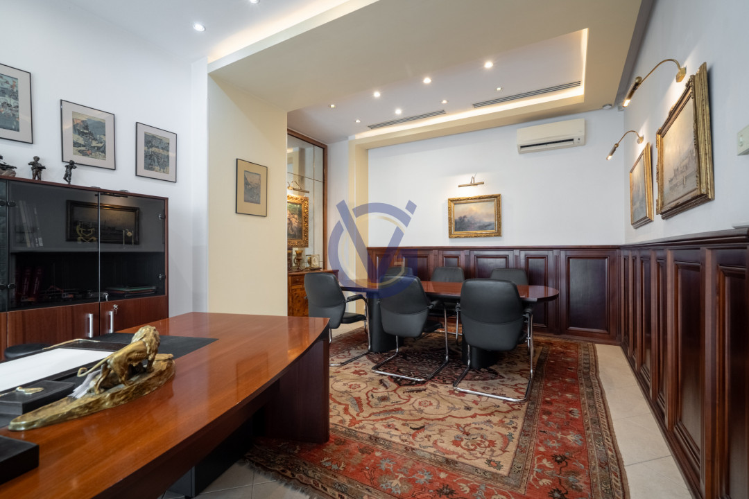 Ocazie rara pt Investitie: Spatii pentru Birouri / Clinica, 1355mp, Bd. Unirii!