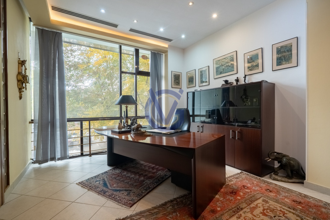 Ocazie rara pt Investitie: Spatii pentru Birouri / Clinica, 1355mp, Bd. Unirii!