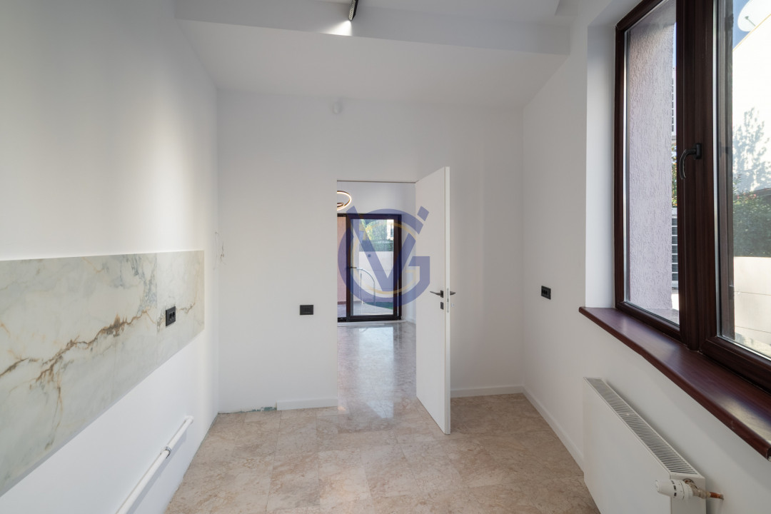 Siguranta si confort in Iancu Nicolae! Vila cu 5 camere, renovata 2025!