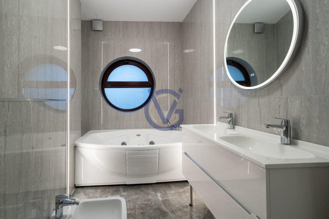 Siguranta si confort in Iancu Nicolae! Vila cu 5 camere, renovata 2025!