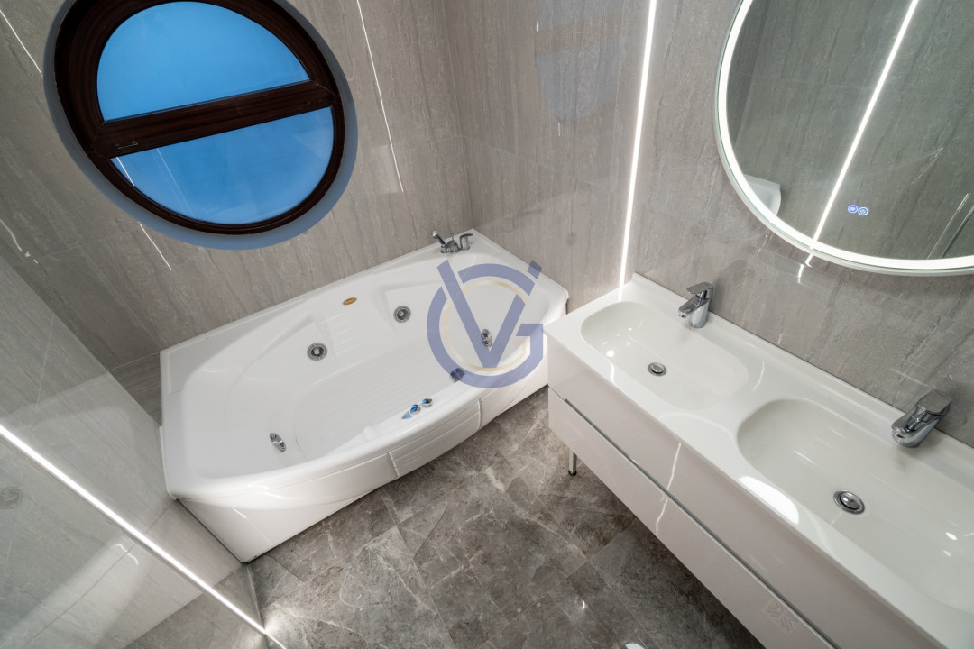 Siguranta si confort in Iancu Nicolae! Vila cu 5 camere, renovata 2025!